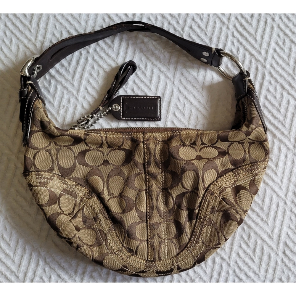Coach Signature Hobo Shoulder Bag